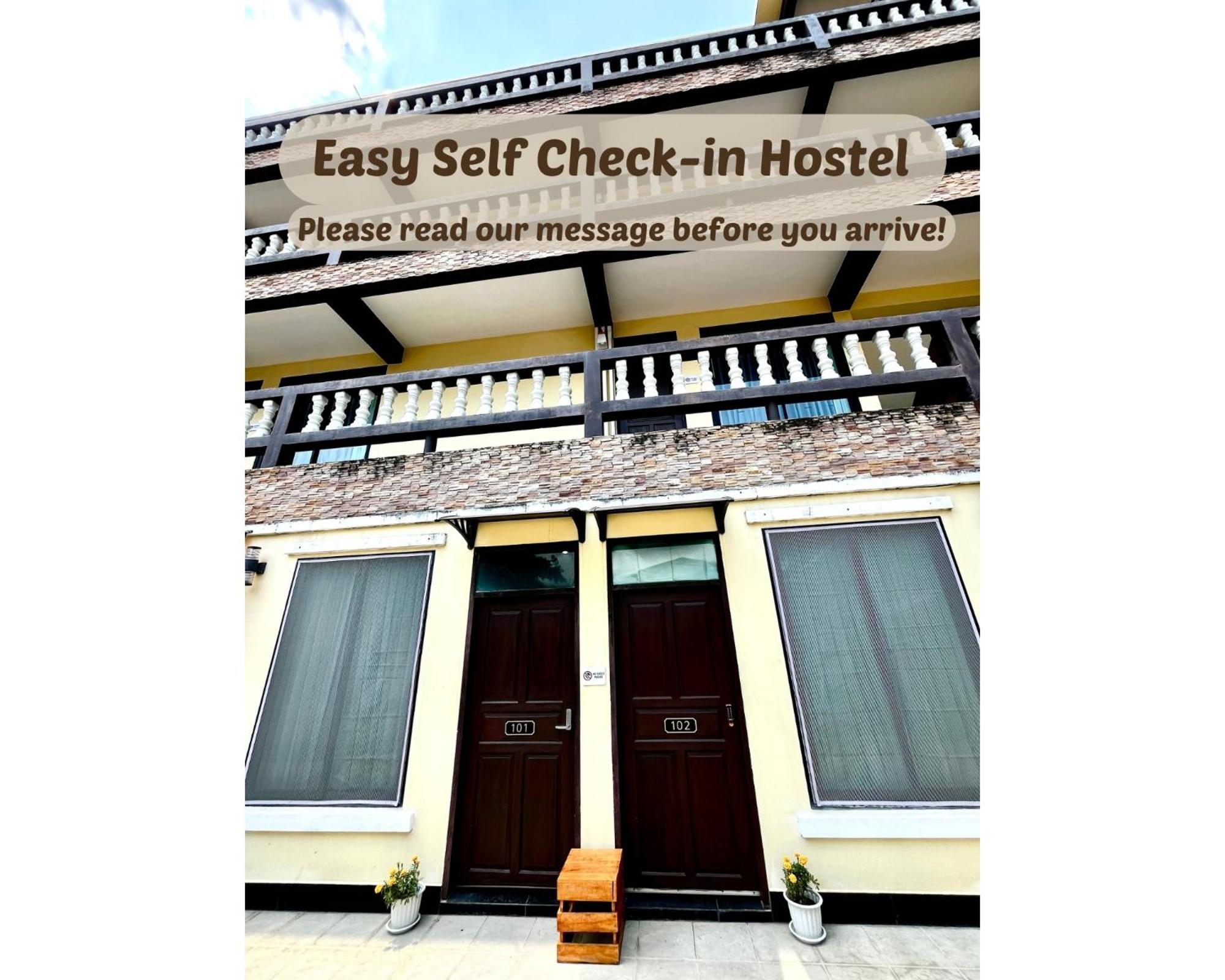 October Hostel Chiangmai Chiang Mai Buitenkant foto